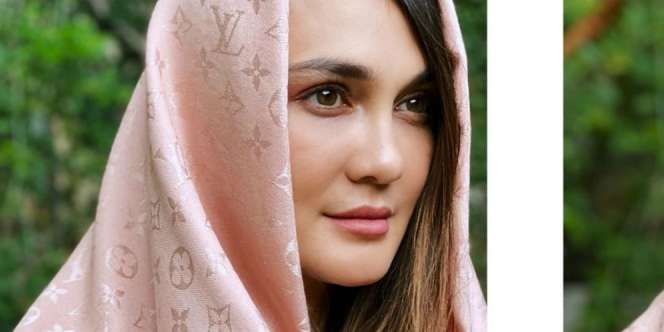 Luna Maya Pakai Kerudung Louis Vuiton Rp10 Juta, Anggun dan Mewah
