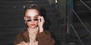 Geger Foto Lawas Agnez Mo Bawa Hermes Sejak ABG