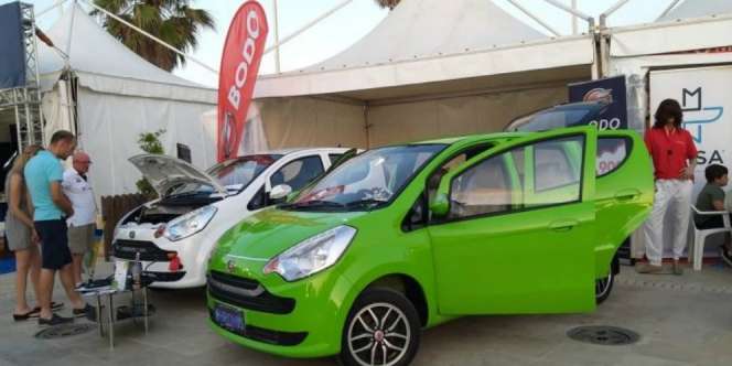 Di Indonesia, Merek Mobil Listrik China Ini Jadi Terdengar Lucu