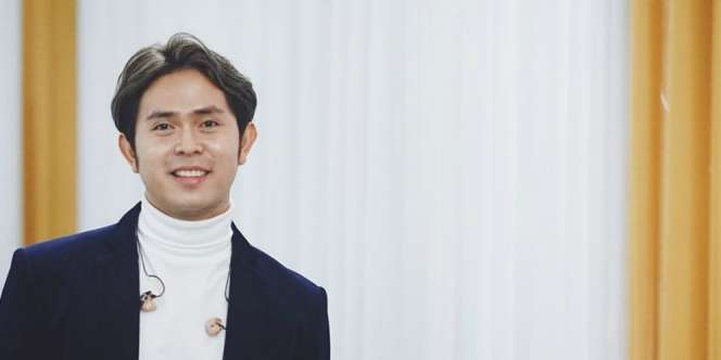 Bagikan Foto Jadul, Wajah Cakra Khan Disorot: 'Gak Selow Banget'