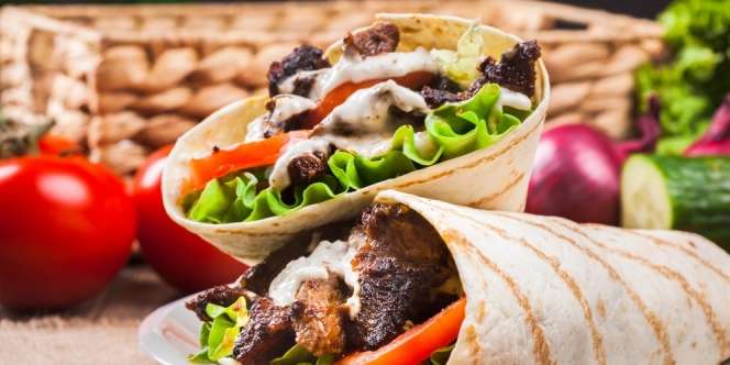 Resep Beef Curry Yogurt Wrapping, Camilan Spesial di Hari Raya