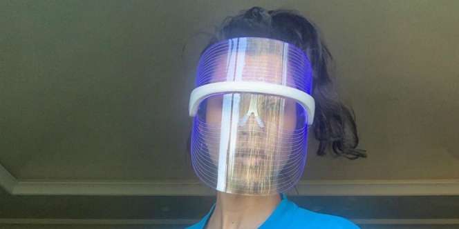 Kourtney Kardashian Rilis Face Shield Rp2,8 Juta, Buat Gaya Bukan Corona