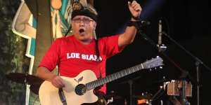 80 Kata-Kata Bijak Iwan Fals Tentang Kehidupan dan Keyakinan, Ngena Banget!