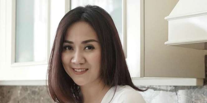 Ucapkan Selamat Lebaran, Foto Tante Ernie Bikin Geger