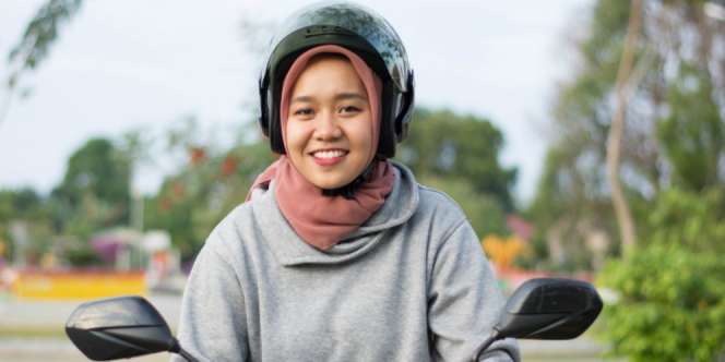 Penumpang Ojek Online Diimbau Bawa Helm Sendiri Saat Masa New Normal