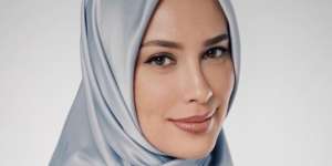 Kecantikan Sophia Latjuba Berhijab Dipuji Bak Bidadari, Bikin Meleleh!