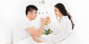 5 Dampak Pemakaian Minyak Kelapa Saat Berhubungan Seksual