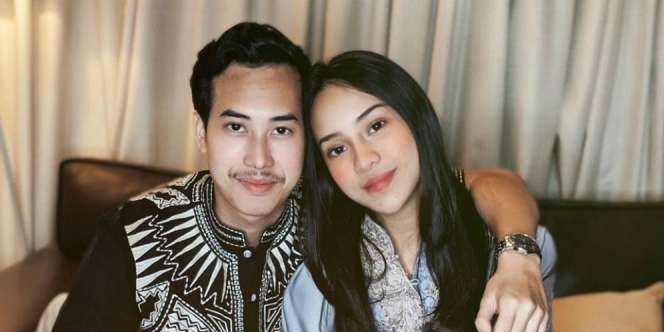 Jarang Tersorot, Ini Adik Anya Geraldine yang Gantengnya Kebangetan