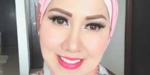 Mengintip Pesona Venna Melinda yang Mantap Berhijab