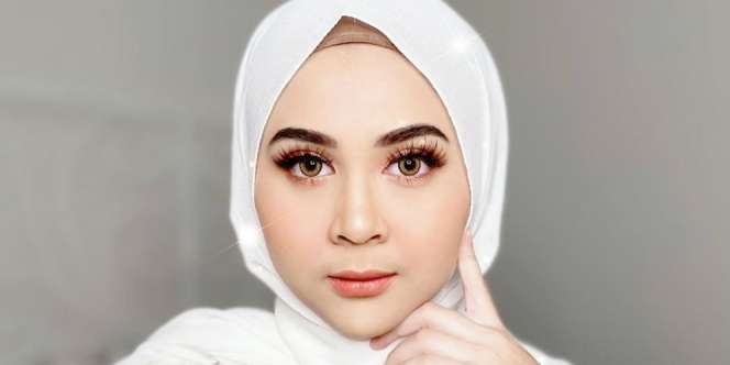 Gaya Busana Kena Nyinyiran, Ini Kata Kesha Ratuliu