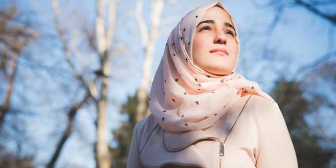 Tips Berjemur Tanpa Bikin Kulit Belang, Ini yang Perlu Diperhatikan