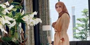 Kece dan Fashionable Abis, Intip 5 Gaya Berhijab Olla Ramlan