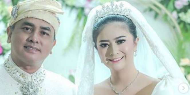 Cerita Qory Sandioriva Menikah dengan Mantan Bos Sendiri