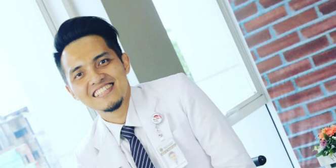 Dokter Tampan Tim Covid-19 Ternyata Kontestan Penyanyi AFI 2005