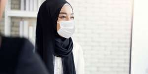 Tampil dengan Makeup Cantik Saat Menggunakan Masker, Siapa Bilang Nggak Bisa?