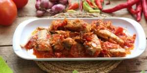 Resep Tongkol Balado Pedas yang Bikin Tambah Makan