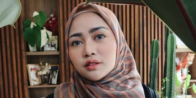 Modis Bergaun Transparan, Rachel Vennya Malah Minder