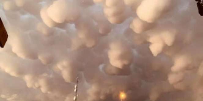 Penampakan Awan Aneh Muncul di Langit Irak, Pertanda Apa?