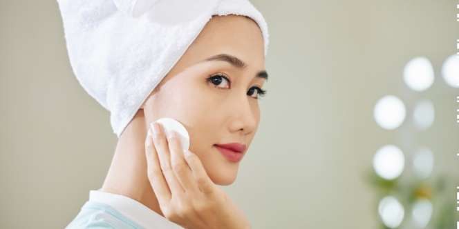 Tips Memilih Toner untuk Kulit Berjerawat