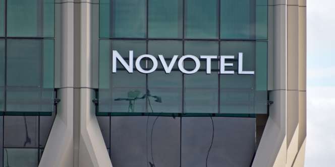 Kocak! 5 Pria Ini Mengaku Jadi Pasien Covid-19 Demi Tidur di Hotel Bintang 5