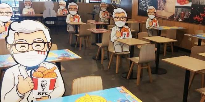Jangan Kaget, Makan di KFC Kini Harus Ditemani Colonel Sanders
