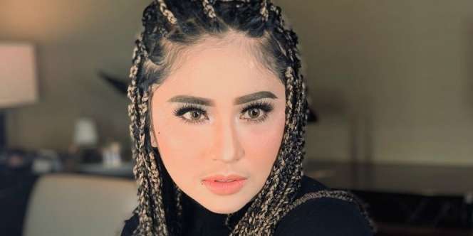 Tak Pernah Dinafkahi, Dewi Perssik Minta Cerai