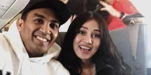 Viral Bentuk Nisan di Makam Glenn Fredly