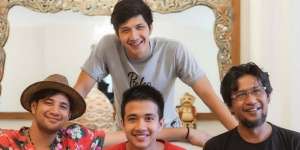 Akur dan Kompak Banget! Potret Kebersamaan Artis & Saudaranya