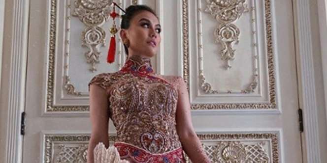 Kisah Haru di Balik Kebaya Cheongsam Agnez Mo Karya Anne Avantie