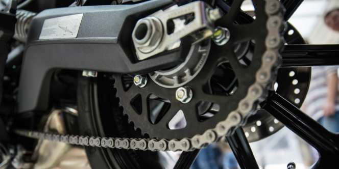 Cara Mengatasi Suara Berisik Rantai Roda Sepeda Motor