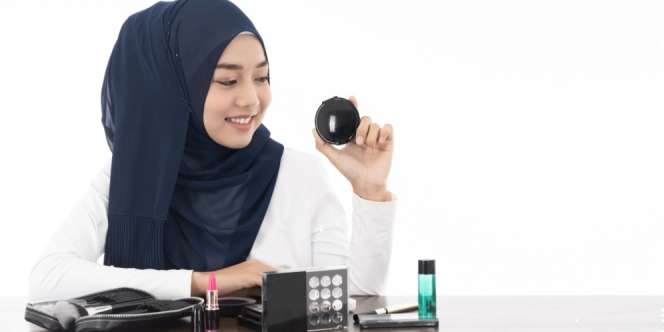 5 Produk Kecantikan yang Tak Boleh Dipakai Bersama Orang Lain