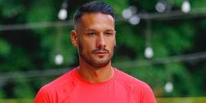 Sosok Raphael Maitimo, Pesepakbola Ganteng yang Disebut Melamar Agnez Monica