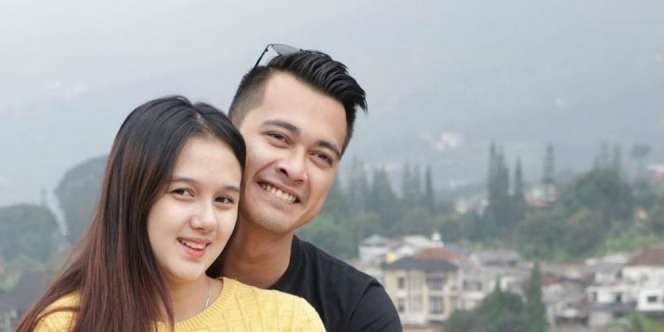 Anak Pertama Umur Setahun, Istri Eza Gionino Hamil Lagi