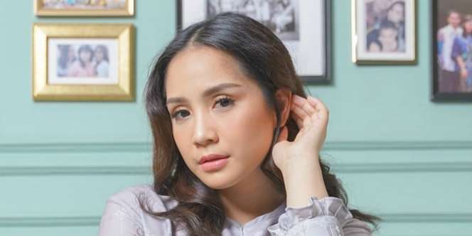 Tak Biasanya Pakai Gaun Murah, Nagita Slavina Dipuji Cantik Mirip Bule,