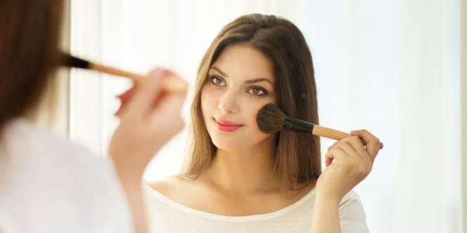 Tutorial Makeup Simpel Buat Ibu Hamil