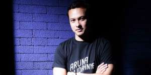 Gantengnya Bikin Histeris! Potret Masa SMA Nicholas Saputra