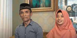 Viral! Dosen Muda dan Cantik Dinikahi Kakek-kakek