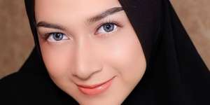 Sedang Hamil, Intip Potret Imut Nina Zatulini dengan Maxi Dress