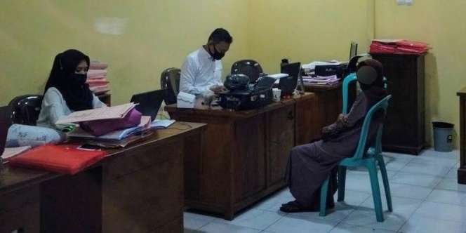Pria yang Nikahi Gadis 12 Tahun di Banyuwangi Ternyata Sudah Punya 3 Istri