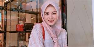 Tanya Tipe Calon Idaman, Selebgram Ayana Moon Bikin Kaum Adam Meleleh