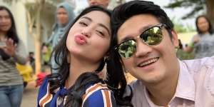 Sumpah Seram! Penampakan Wajah Dewi Perssik Bergaya Boneka