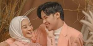 Awal Kisah Cinta Dinda Hauw dan Rey Mbayang Bersemi