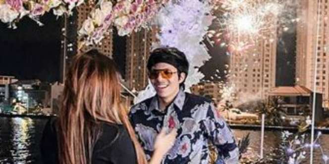 Atta Halilintar Amuk Akun Haters yang Jelekkan Aurel Hermansyah