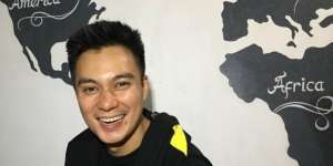 Dikasih Uang Terus oleh Baim Wong, Penjual Ember Ketakutan