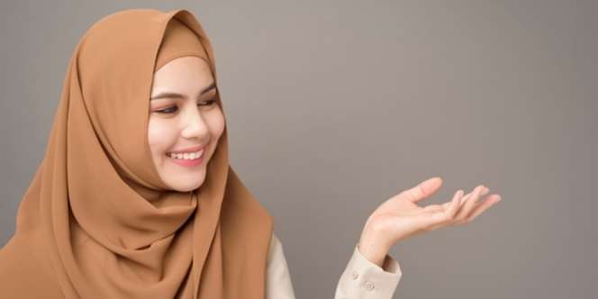 5 Cara Merawat Rambut Tetap Sehat Meski Sering Dicatok