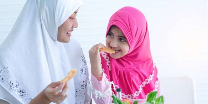 Bunda Wajib Tahu, Cara Jaga Kesehatan Pencernaan Si Buah Hati