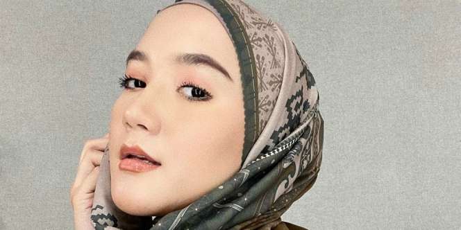 Bercadar, Gaya Erica Putri yang Sedang Hamil Curi Perhatian