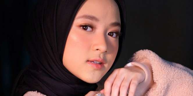 Serba Pink, Intip Tampilan Manis Nissa Sabyan