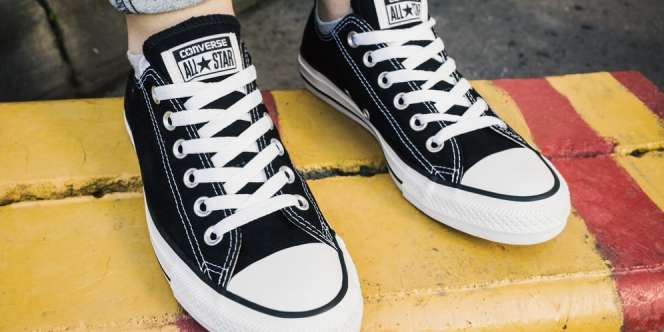 Heboh! Converse Keluarkan Sepatu 'Buluk' Harga Rp1,3 Juta