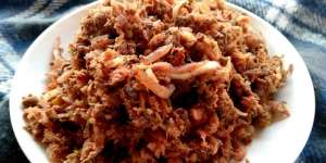 Resep Lawar Ayam, Gurihnya Bikin Tambah Nasi